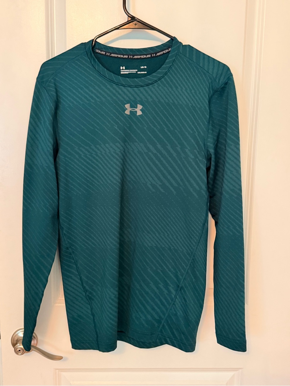 Under Armour women's Long-Sleeve Teal Compression Shirt - size large